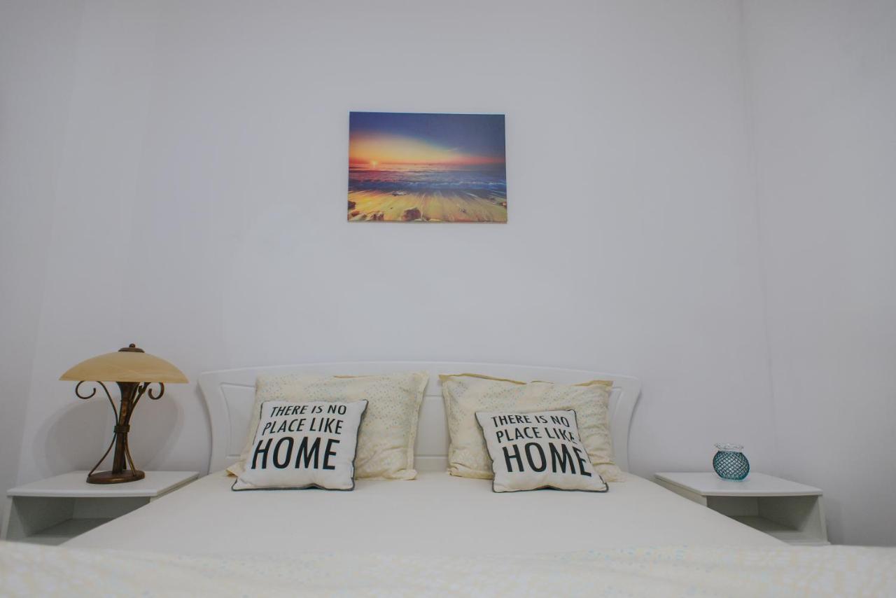 Noo'Vo Central Apartaments Oradea Εξωτερικό φωτογραφία